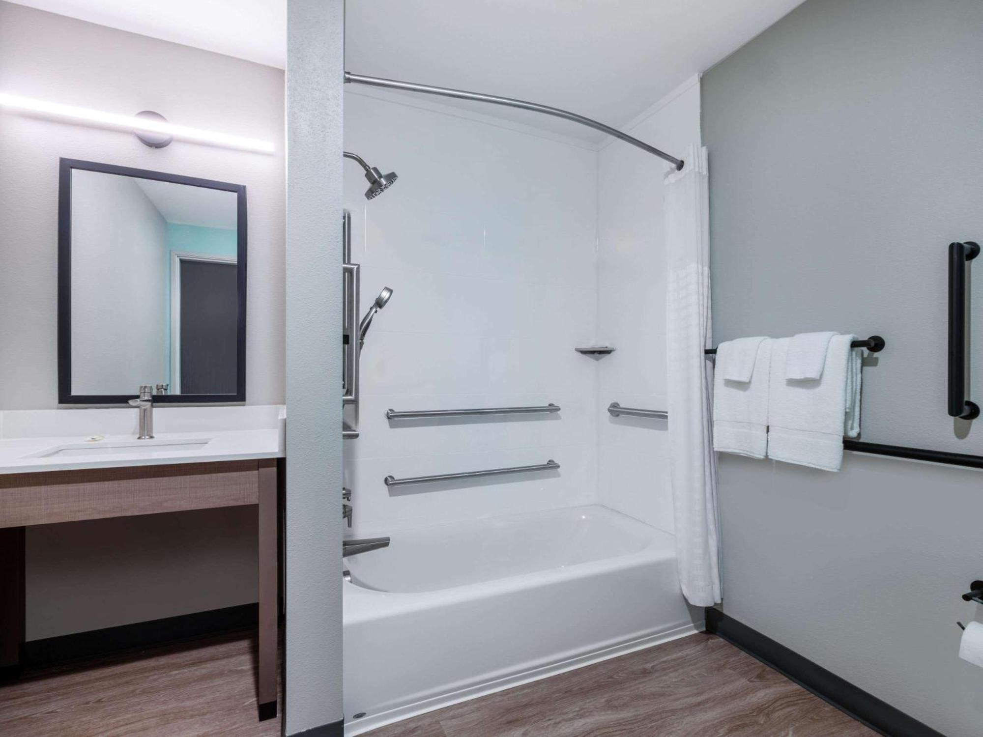 Echo Suites Extended Stay By Wyndham Indianapolis Ameriplex Dış mekan fotoğraf
